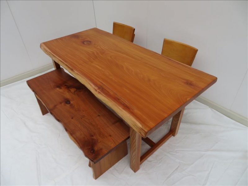 ケヤキ　一枚板テーブル　（KE-008)　　価格 ；230,000 (円）