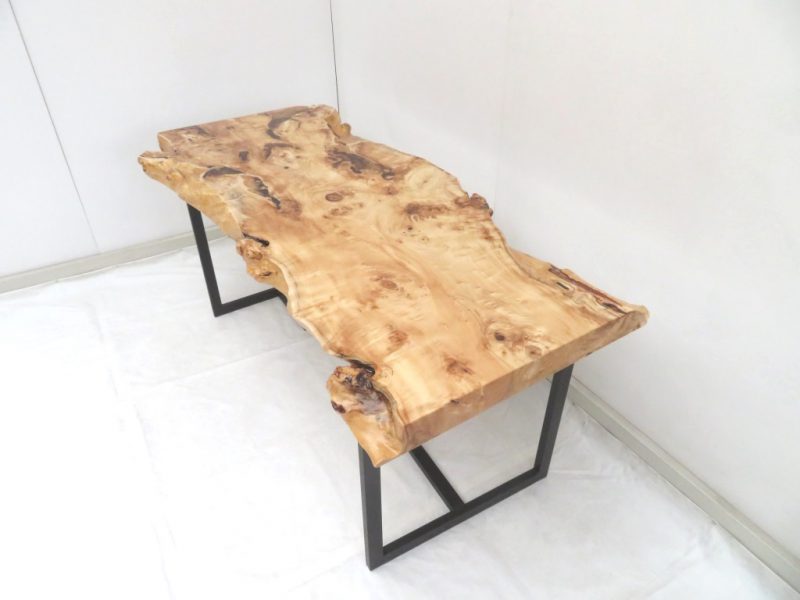 ポプラ　一枚板テーブル　（POR-002)　　価格；320，000円