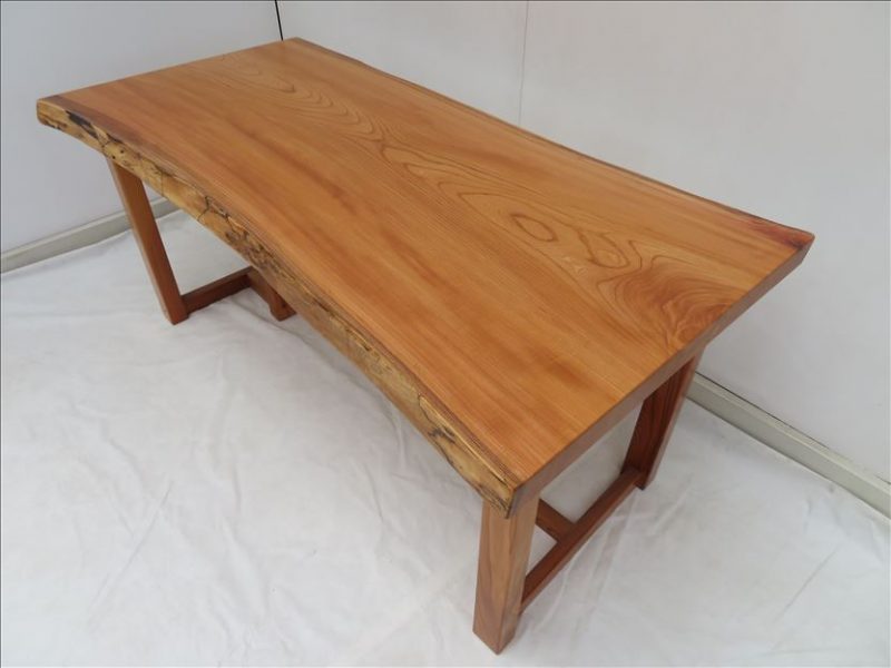 ケヤキ　一枚板テーブル　（KE-017)　　価格 ；240,000 (円）