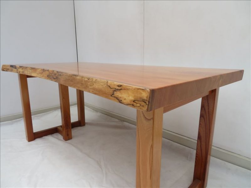 ケヤキ　一枚板テーブル　（KE-017)　　価格 ；240,000 (円）